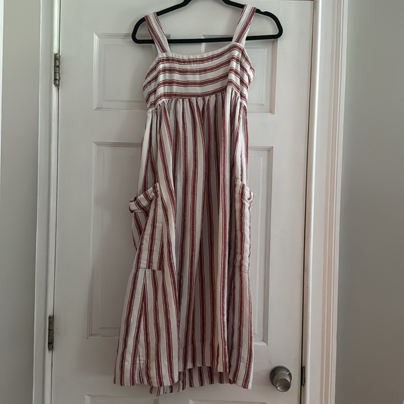 Three Graces London Elinor Linen Dress 8 - Picture 4 of 4